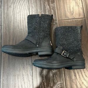 Ugg wool lined boots